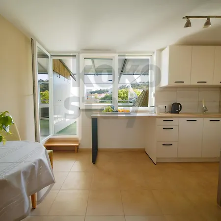 Nimai With 2 Bedroom, Split, Near Park Marjan Lägenhet Split