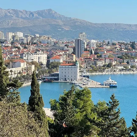 アパート Nimai With 2 Bedroom, Split, Near Park Marjan