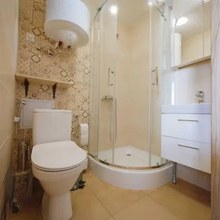 Nimai With 2 Bedroom, Split, Near Park Marjan