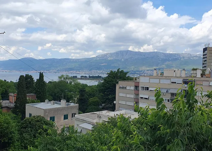 Nimai With 2 Bedroom, Split, Near Park Marjan 아파트 *